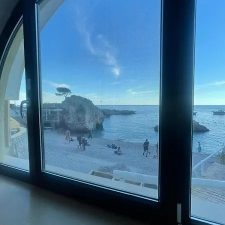 San Capri